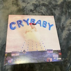Melanie Martinez crybaby vinyl WITH storybook